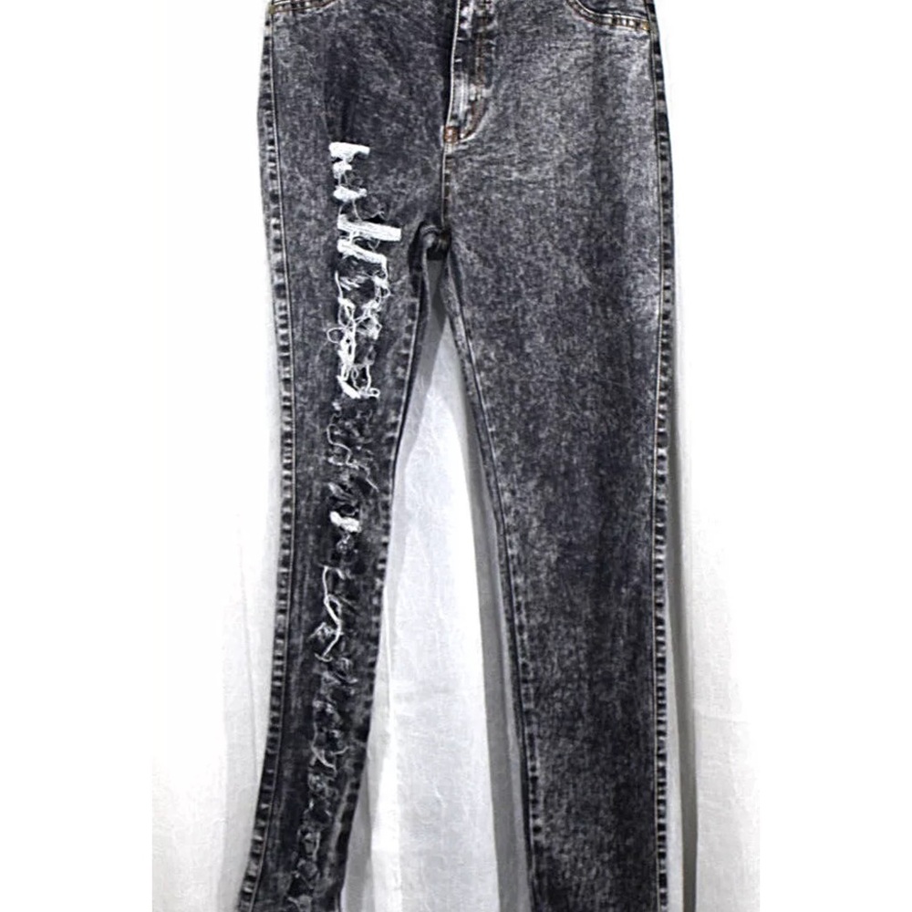 Vintage 36 points 5 black shredded skinny jeans size large